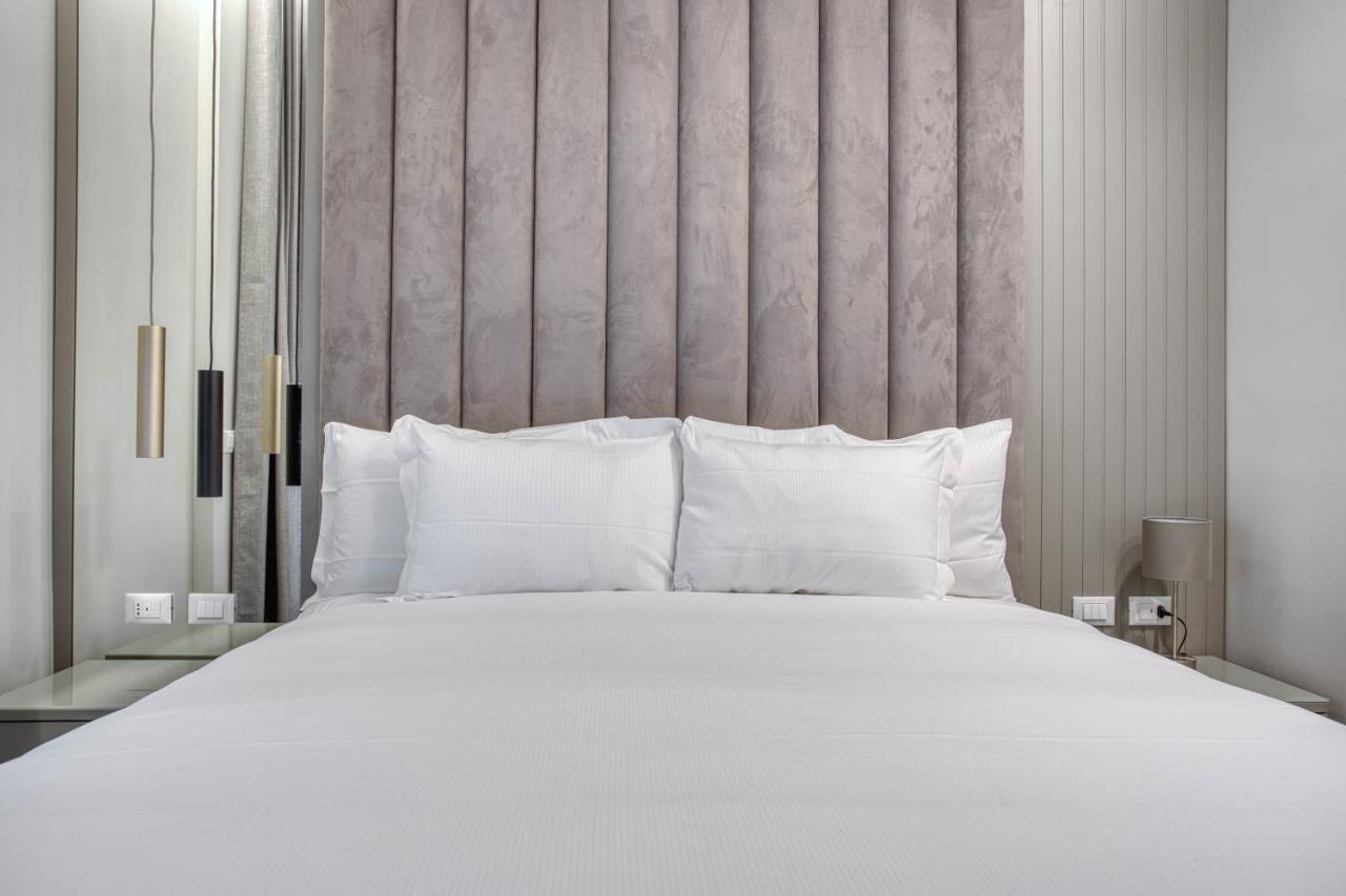 Le Suite Del Corso The Smart Boutique Aparthotel By Ospitami Милан Экстерьер фото